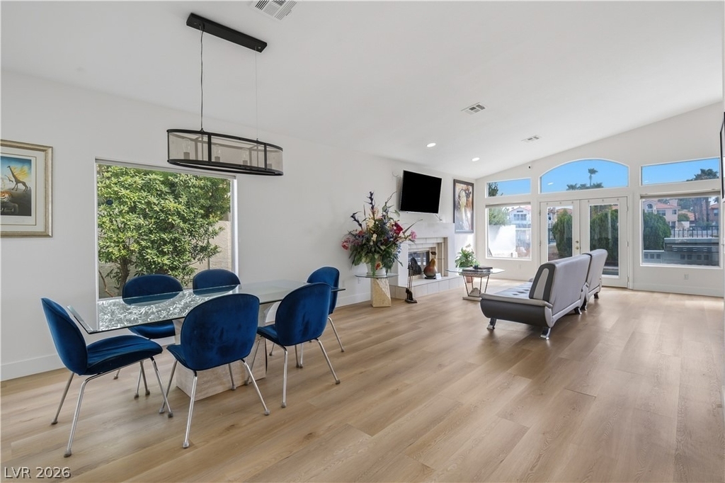 2933 Harbor Cove Drive - Photo 4