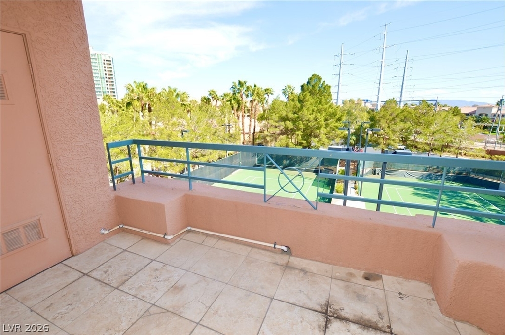 220 E Flamingo Road - Photo 17