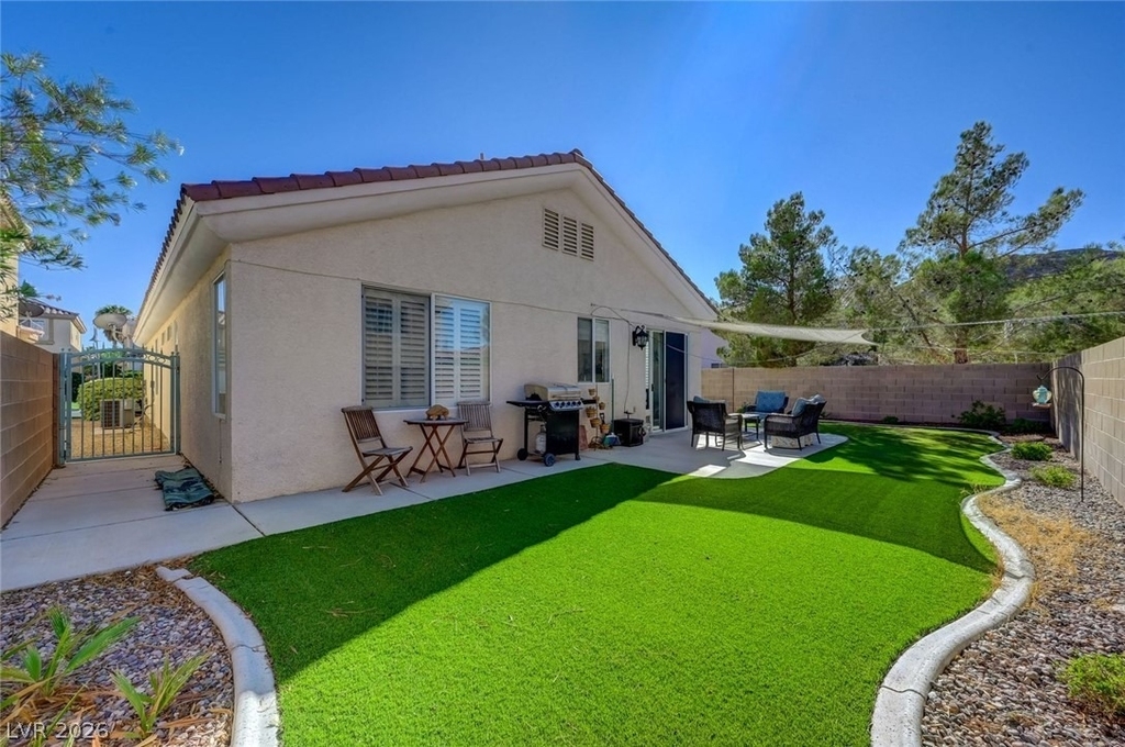 222 Hickory Heights - Photo 8