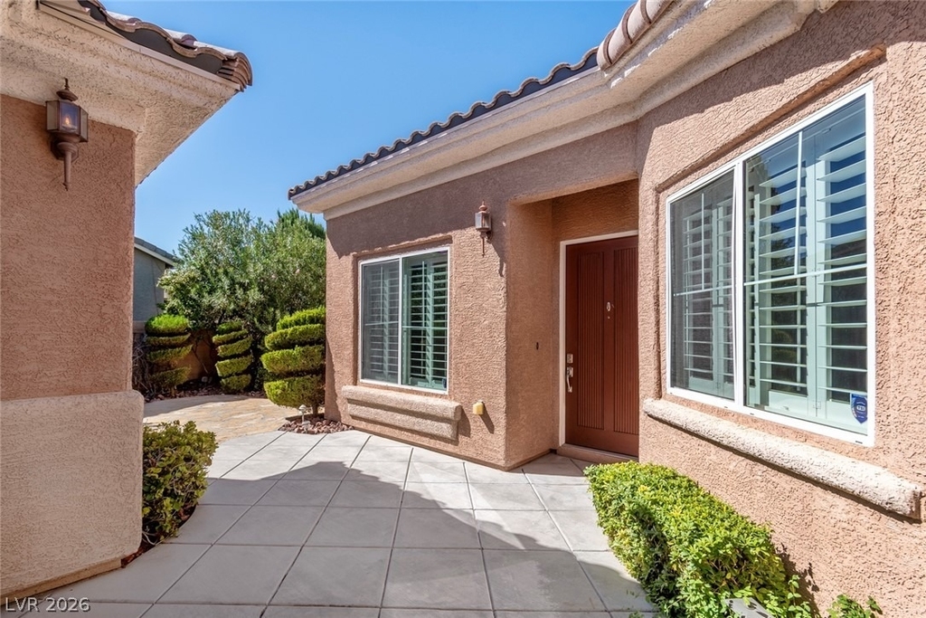 305 Corsicana Street - Photo 5