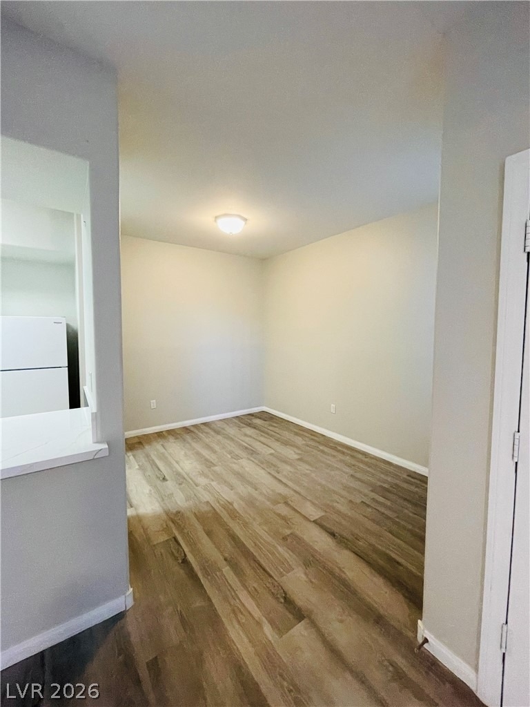 8000 Badura Avenue - Photo 6