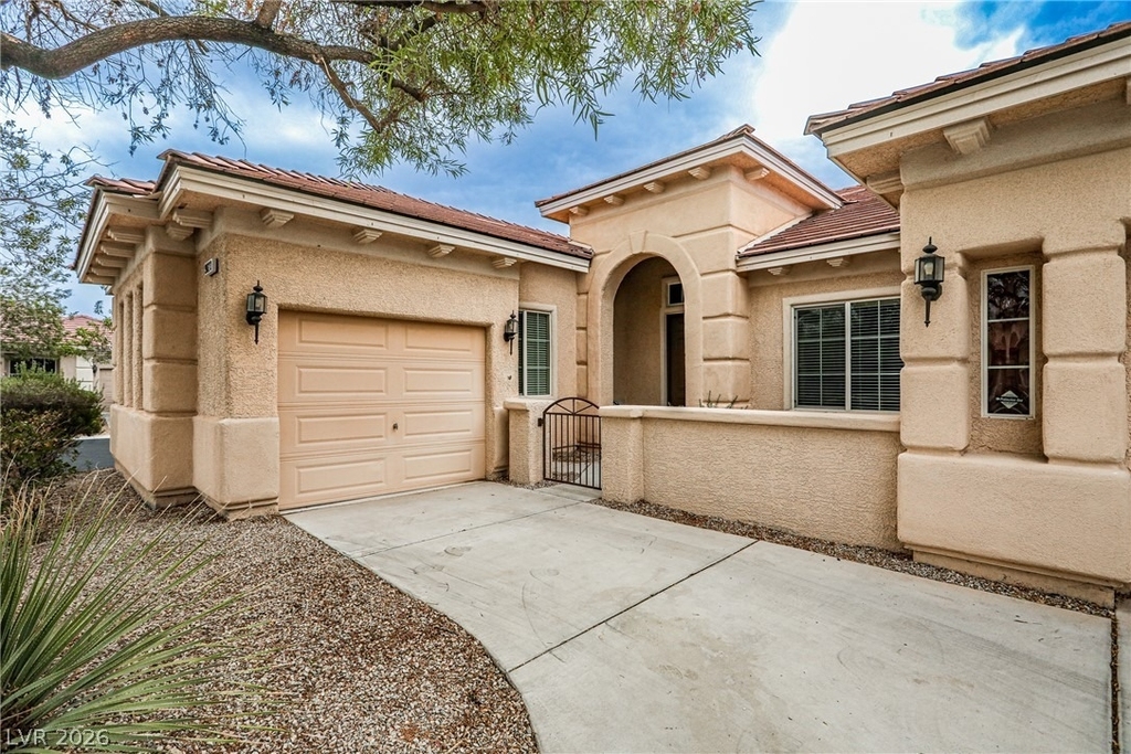9023 Sleepy Canyon Avenue - Photo 0