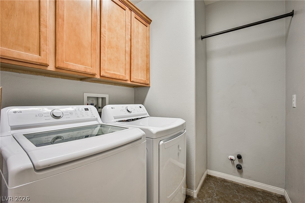 9023 Sleepy Canyon Avenue - Photo 33