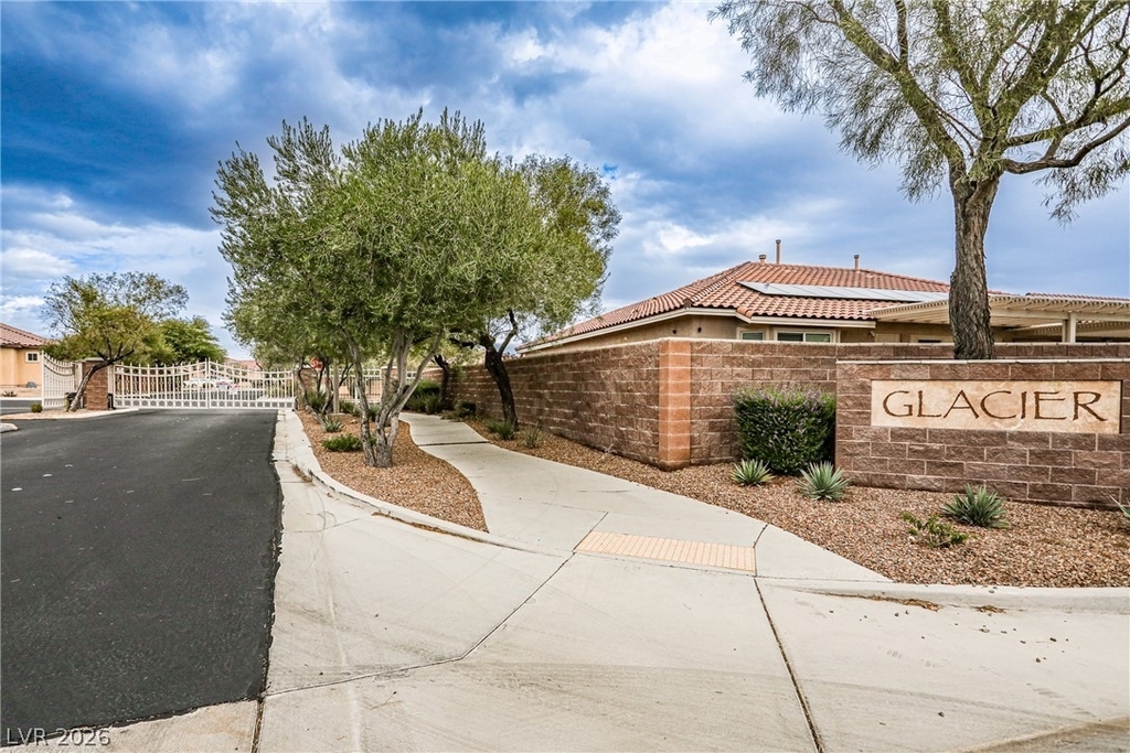 9023 Sleepy Canyon Avenue - Photo 5