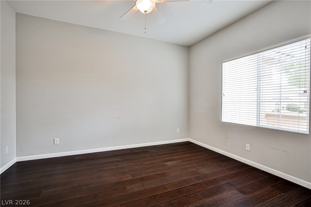 9023 Sleepy Canyon Avenue - Photo 10