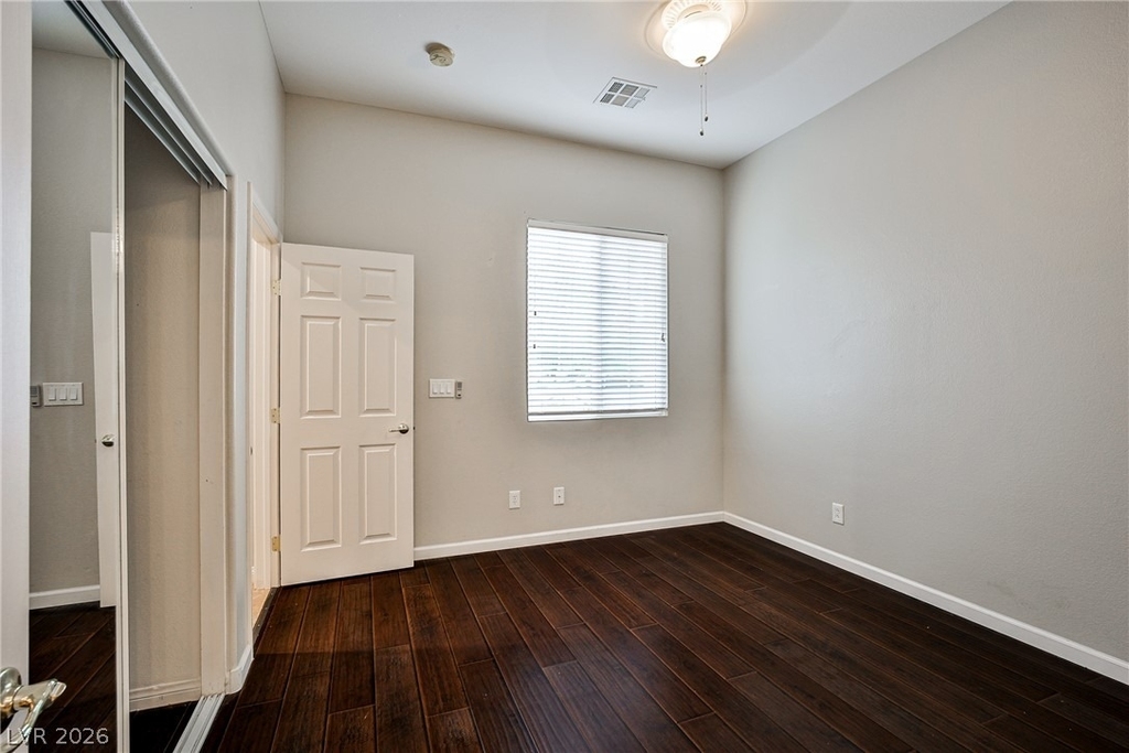 9023 Sleepy Canyon Avenue - Photo 18