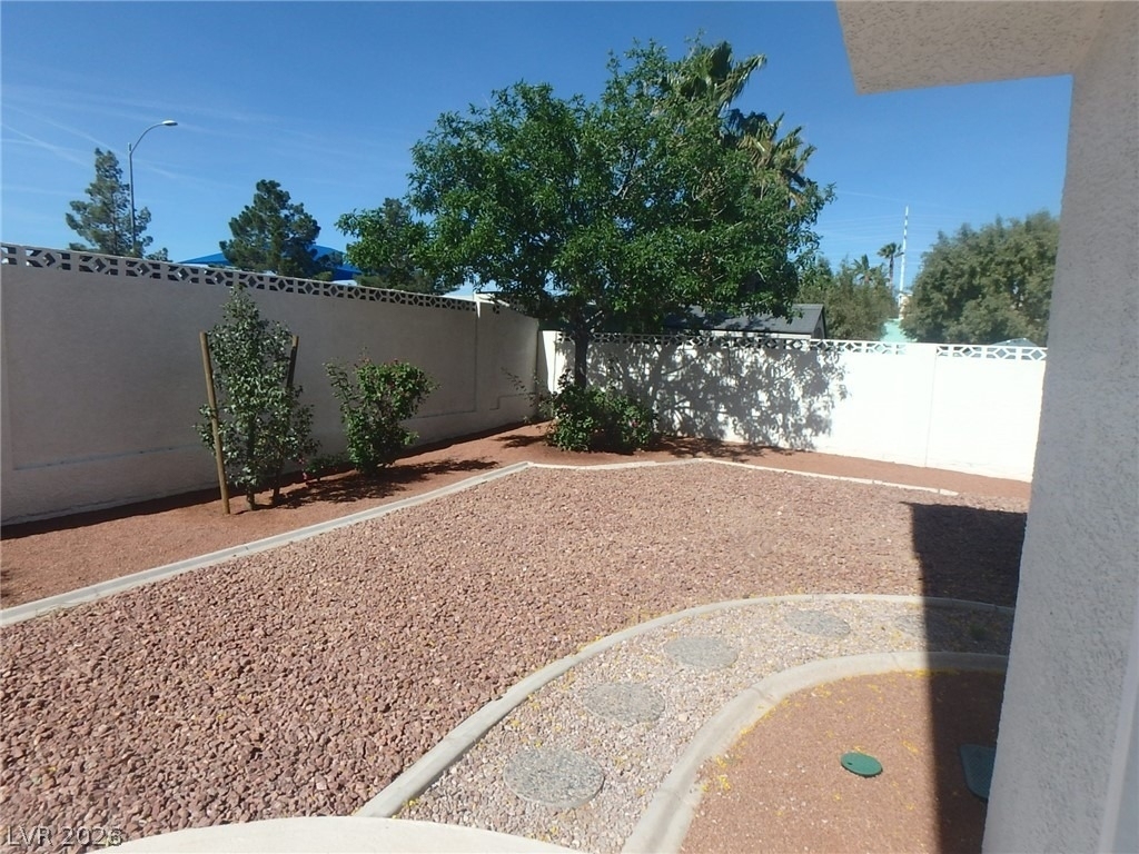 8421 Gillette Avenue - Photo 19
