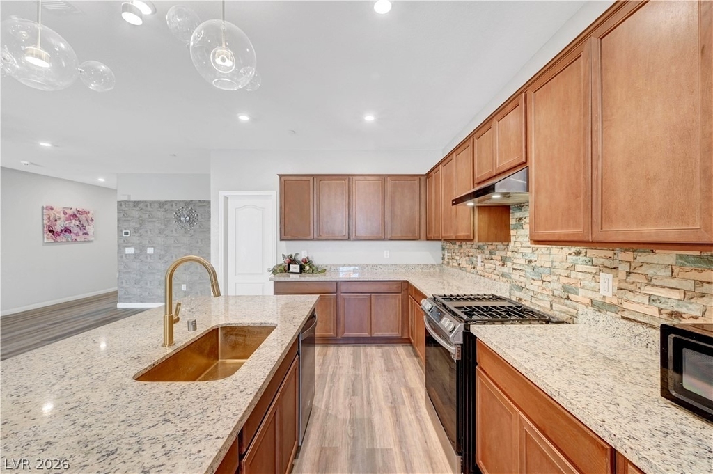 378 Hellebores Avenue - Photo 7