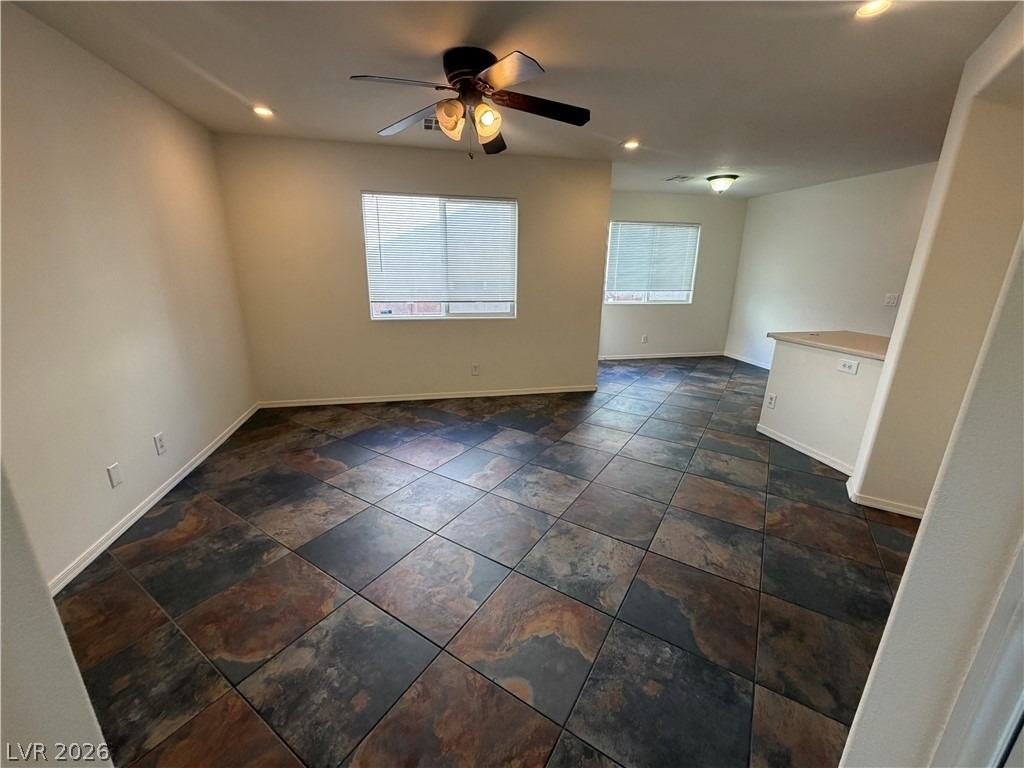 9250 Hollander Avenue - Photo 4