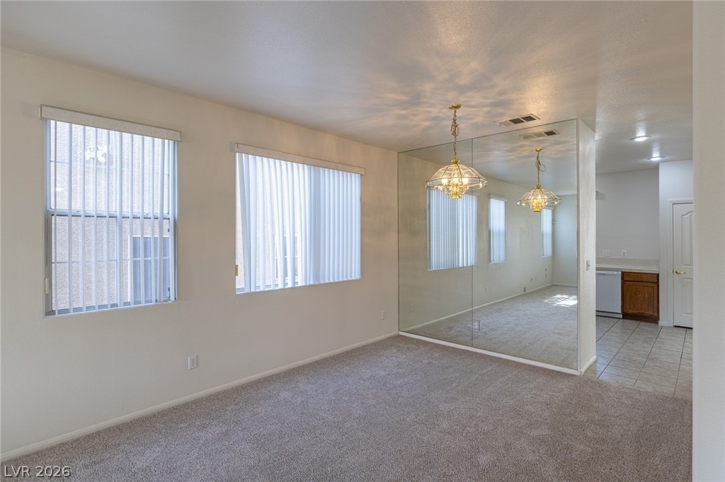 98 Glendive Street - Photo 13