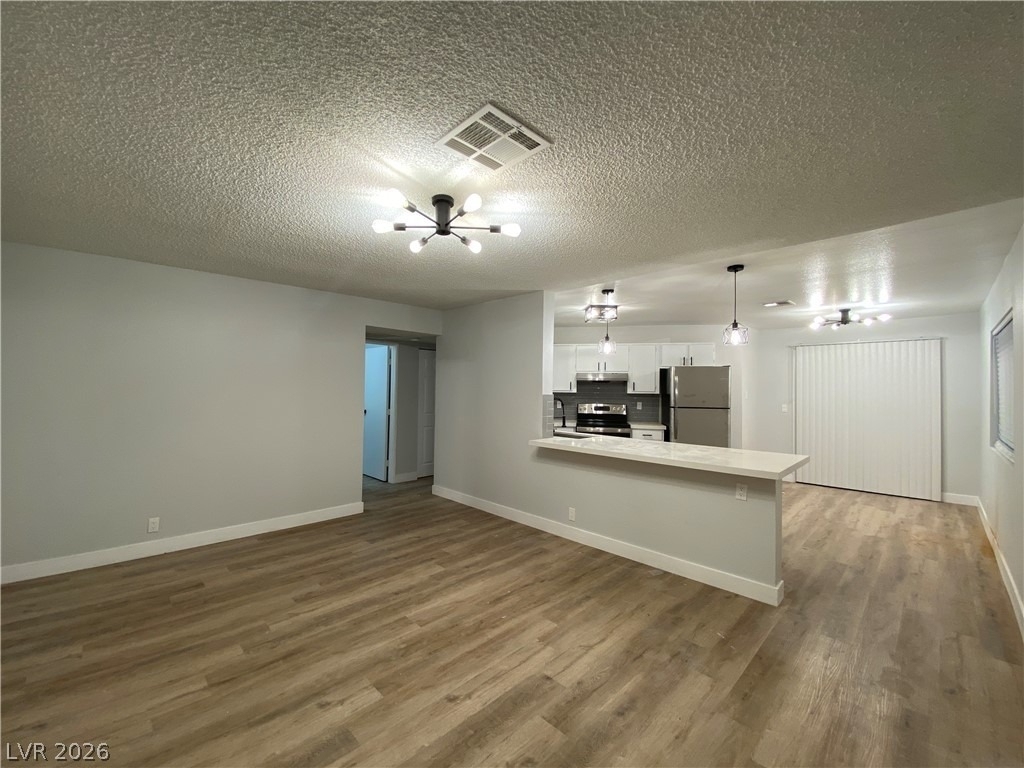 5081 Pioneer Avenue - Photo 2