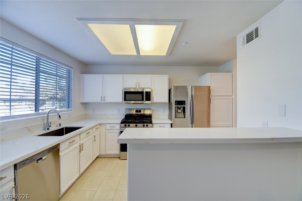 830 Carnegie Street - Photo 8