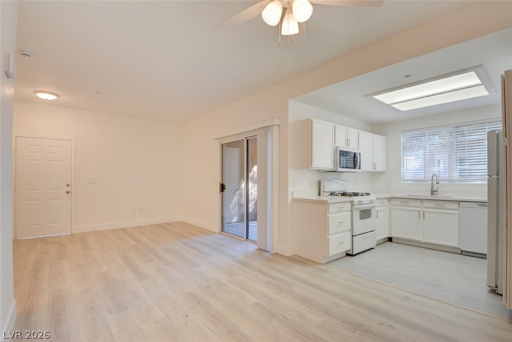 830 Carnegie Street - Photo 2