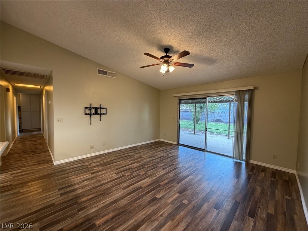 1321 Elsa Way - Photo 14