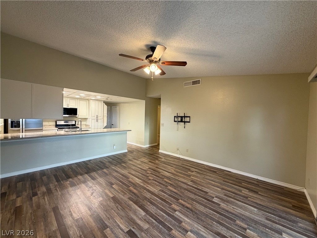 1321 Elsa Way - Photo 12