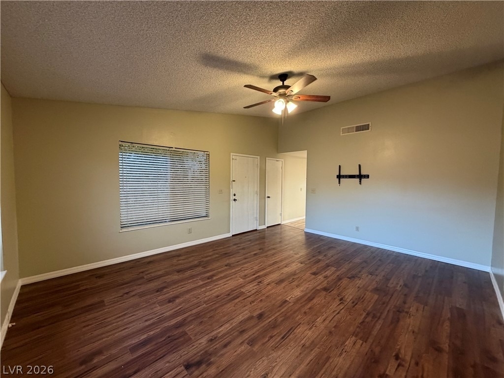 1321 Elsa Way - Photo 7