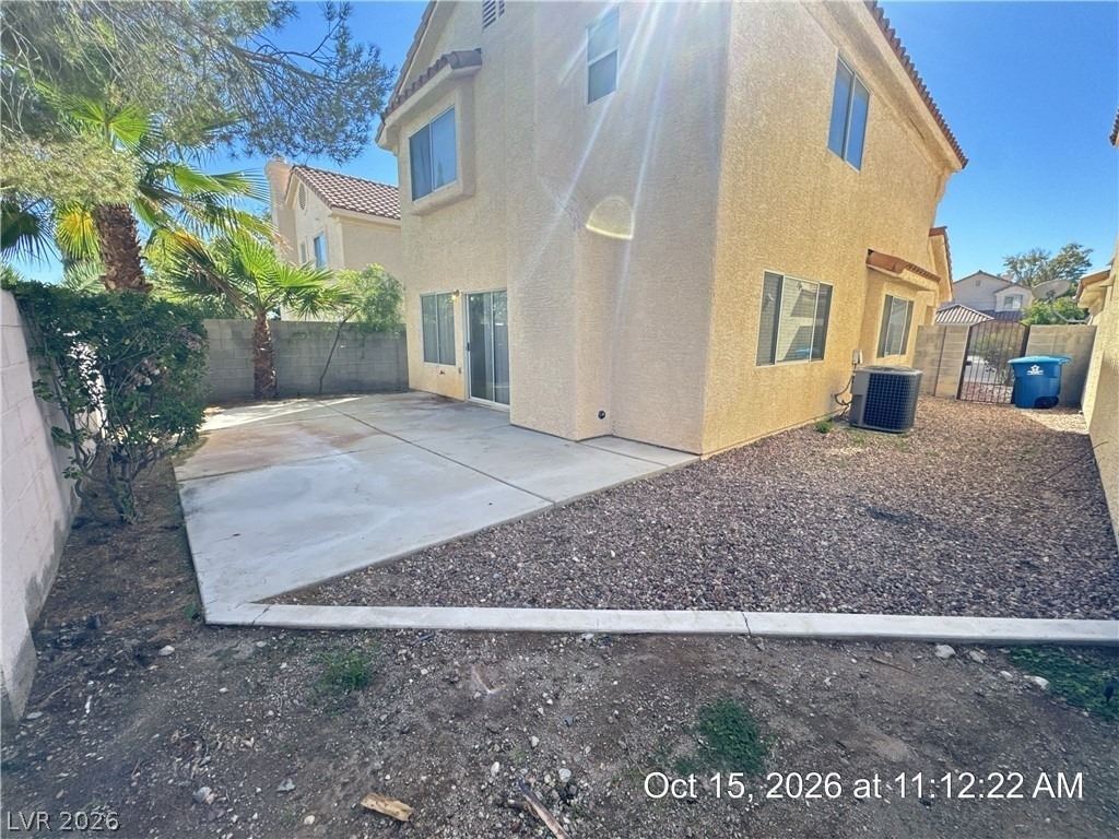 9404 Kayla Court - Photo 18