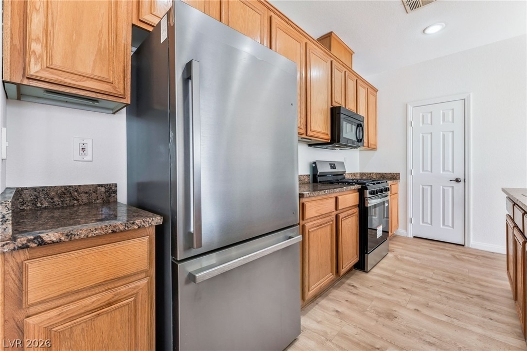 6176 Calm Breeze Avenue - Photo 16