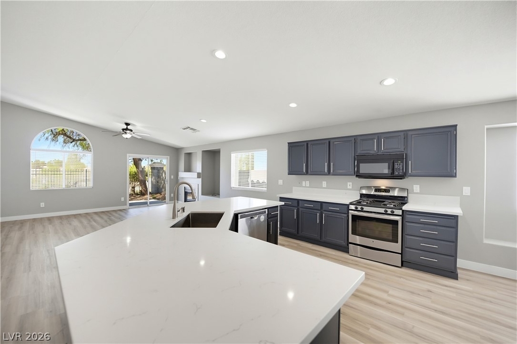 1421 Morning Crescent Street - Photo 12