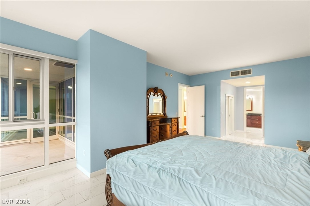 4525 Dean Martin Drive - Photo 21