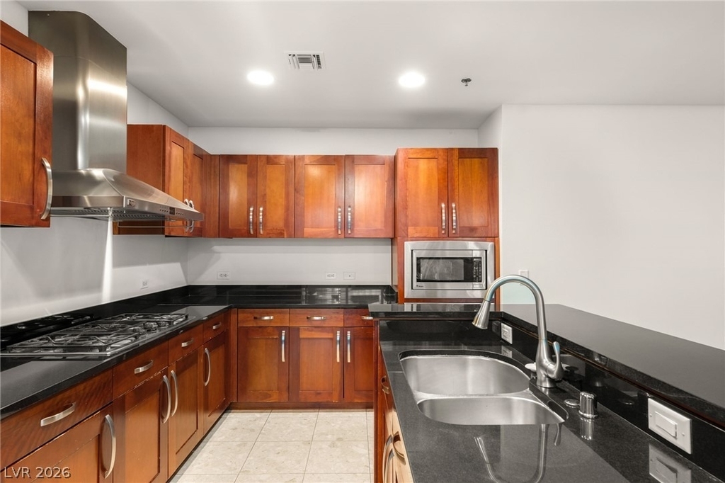 4525 Dean Martin Drive - Photo 10