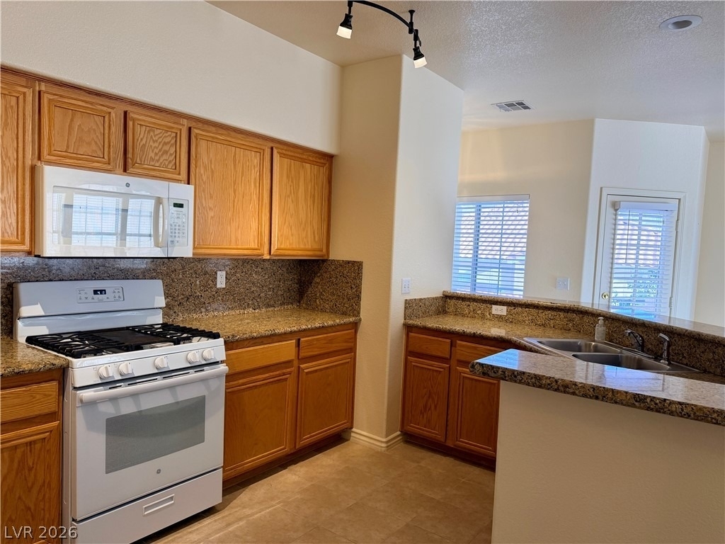 108 Topsail Drive - Photo 7