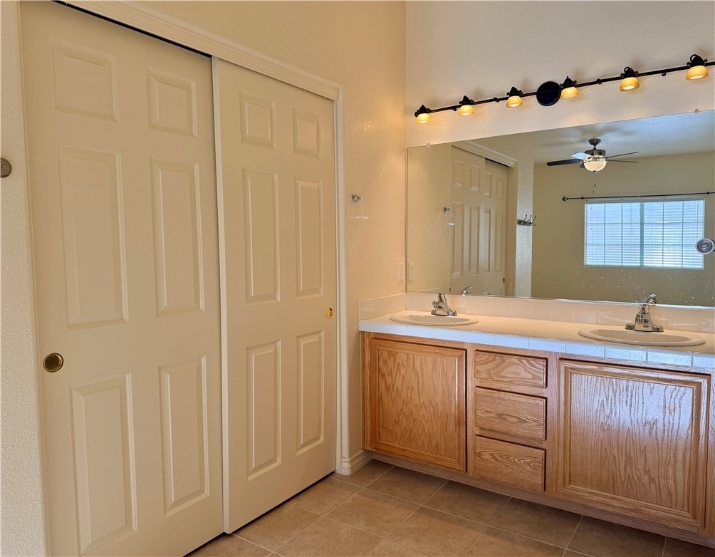 108 Topsail Drive - Photo 3