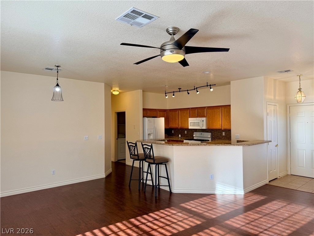 108 Topsail Drive - Photo 9