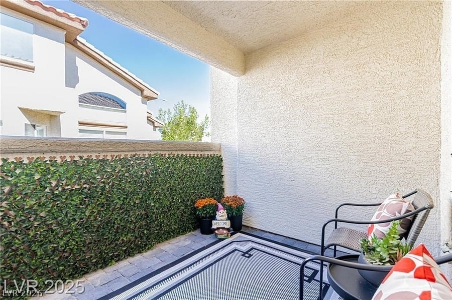 8004 Divine Drive - Photo 8