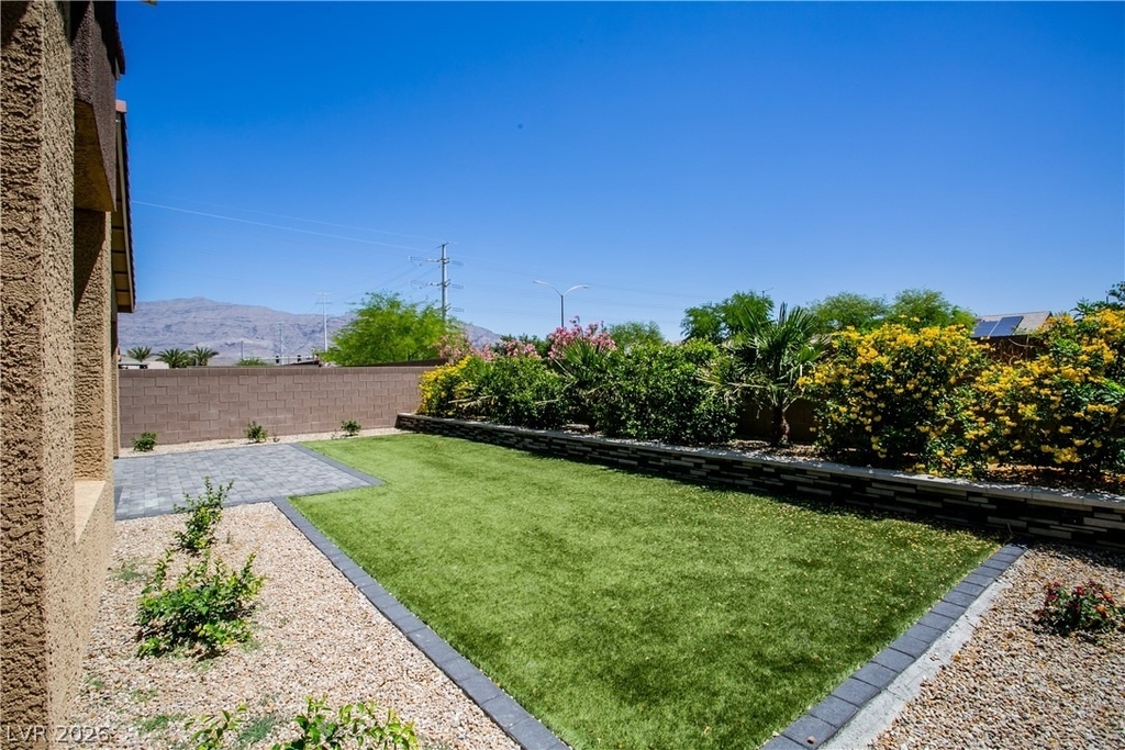 7924 Romulan Street - Photo 30