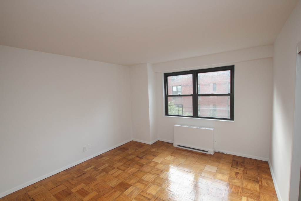 East 88th Street - Photo 2