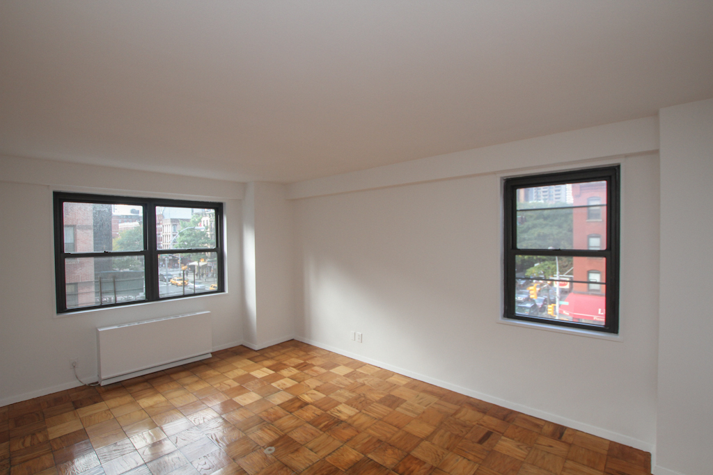 East 88th Street - Photo 1
