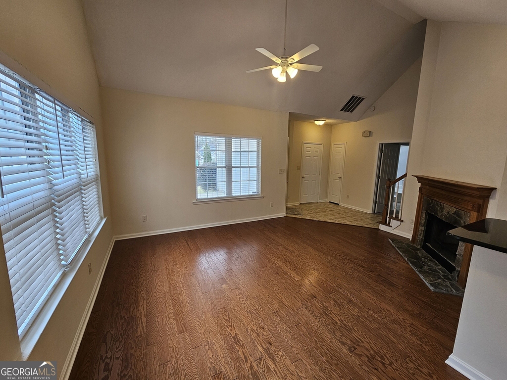 551 N Fairfield Drive - Photo 6