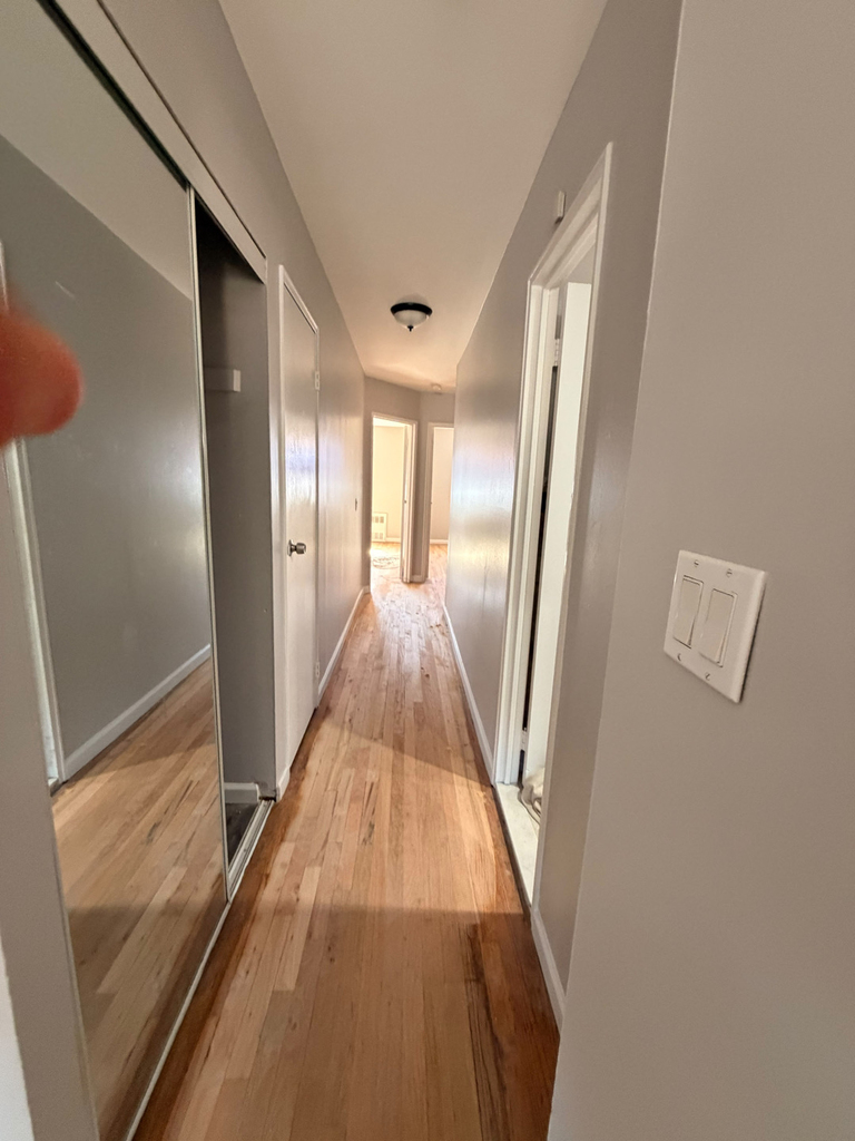Remsen avenue - Photo 4