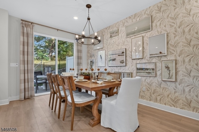 12 Court Ln - Photo 5