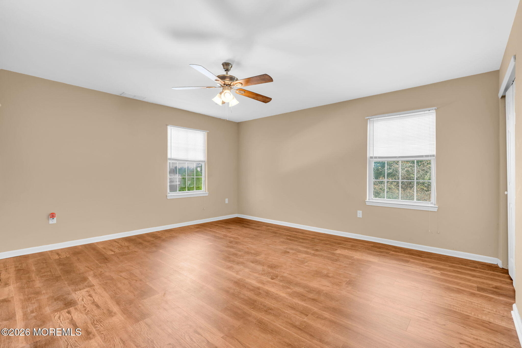 128 Cliffwood Avenue - Photo 13