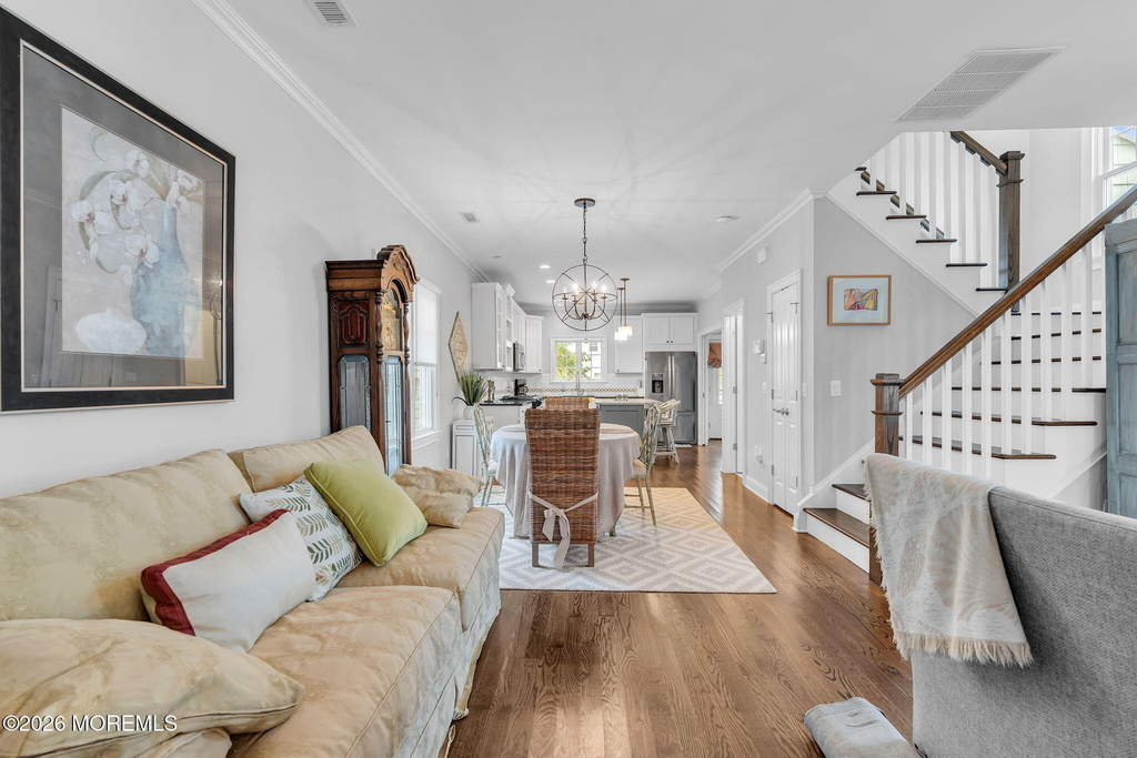 1902 Snyder Avenue - Photo 3