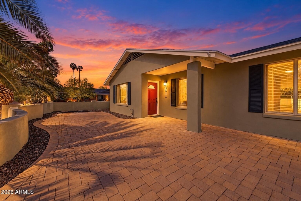 4616 E Voltaire Avenue - Photo 4