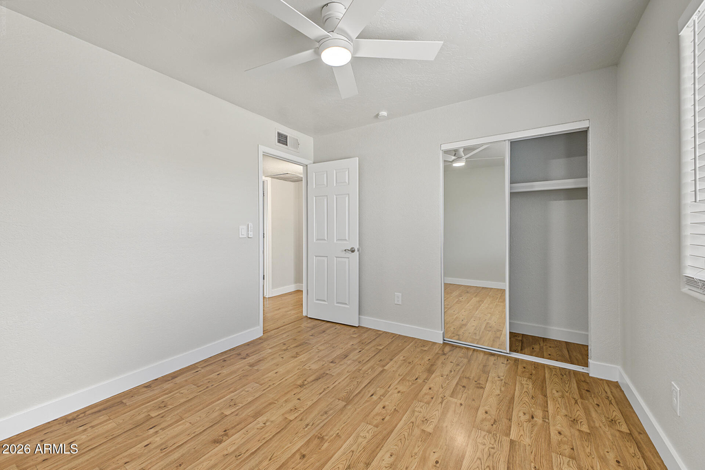 4616 E Voltaire Avenue - Photo 27