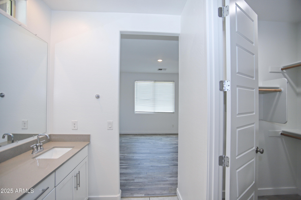 6349 W Raymond Street - Photo 16