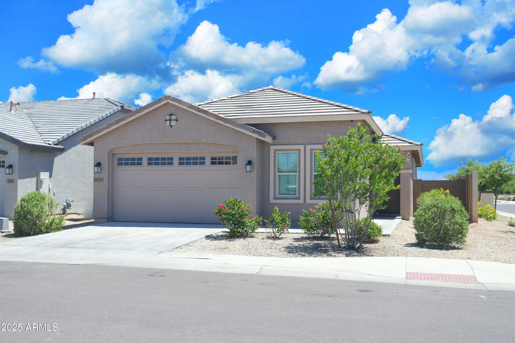 6349 W Raymond Street - Photo 0