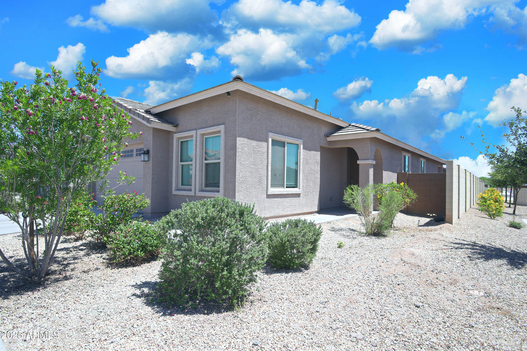 6349 W Raymond Street - Photo 1