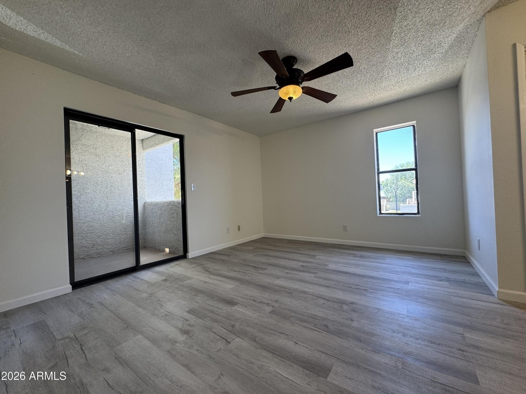850 S River Drive - Photo 14