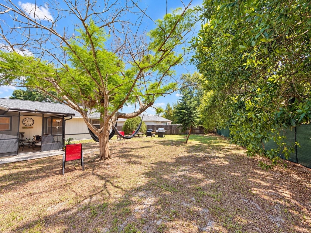 1902 Sw Aladdin Street - Photo 27