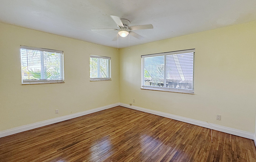 222 Se 2nd Terrace - Photo 27
