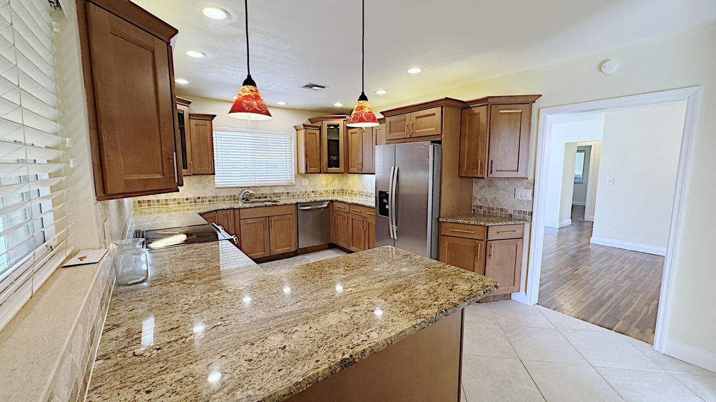 222 Se 2nd Terrace - Photo 9