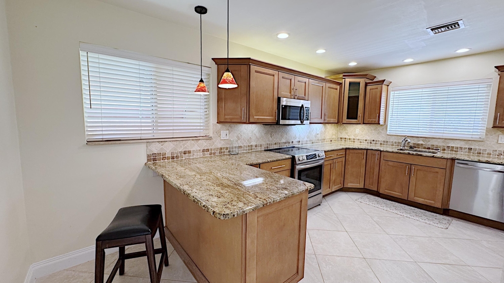 222 Se 2nd Terrace - Photo 8