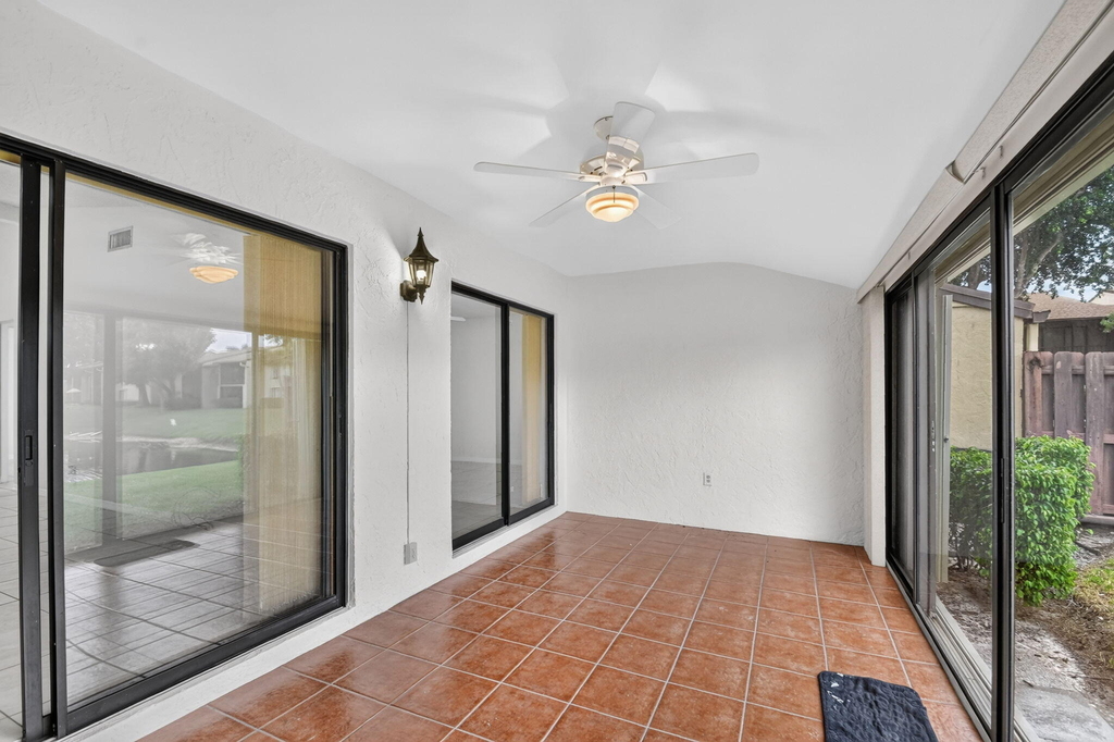 604 Sea Pine Way - Photo 32