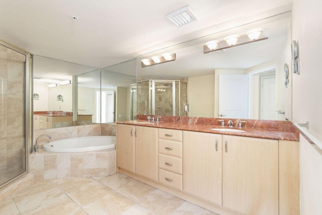 403 S Sapodilla Avenue - Photo 8