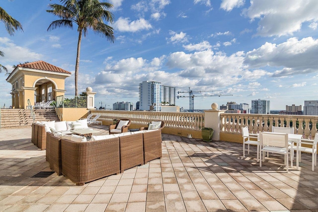 403 S Sapodilla Avenue - Photo 15